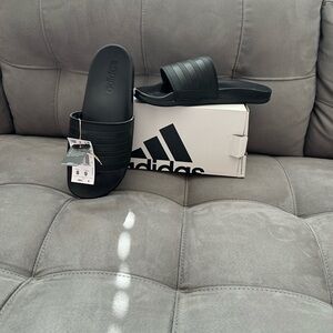 NWT Men or Women Adidas Black Slides with Logo